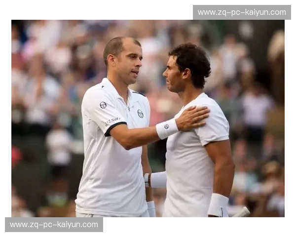 跨越时代的巅峰博弈：当圣城的冷峻遇上金州的狂澜，这场对决早已超越篮球本身